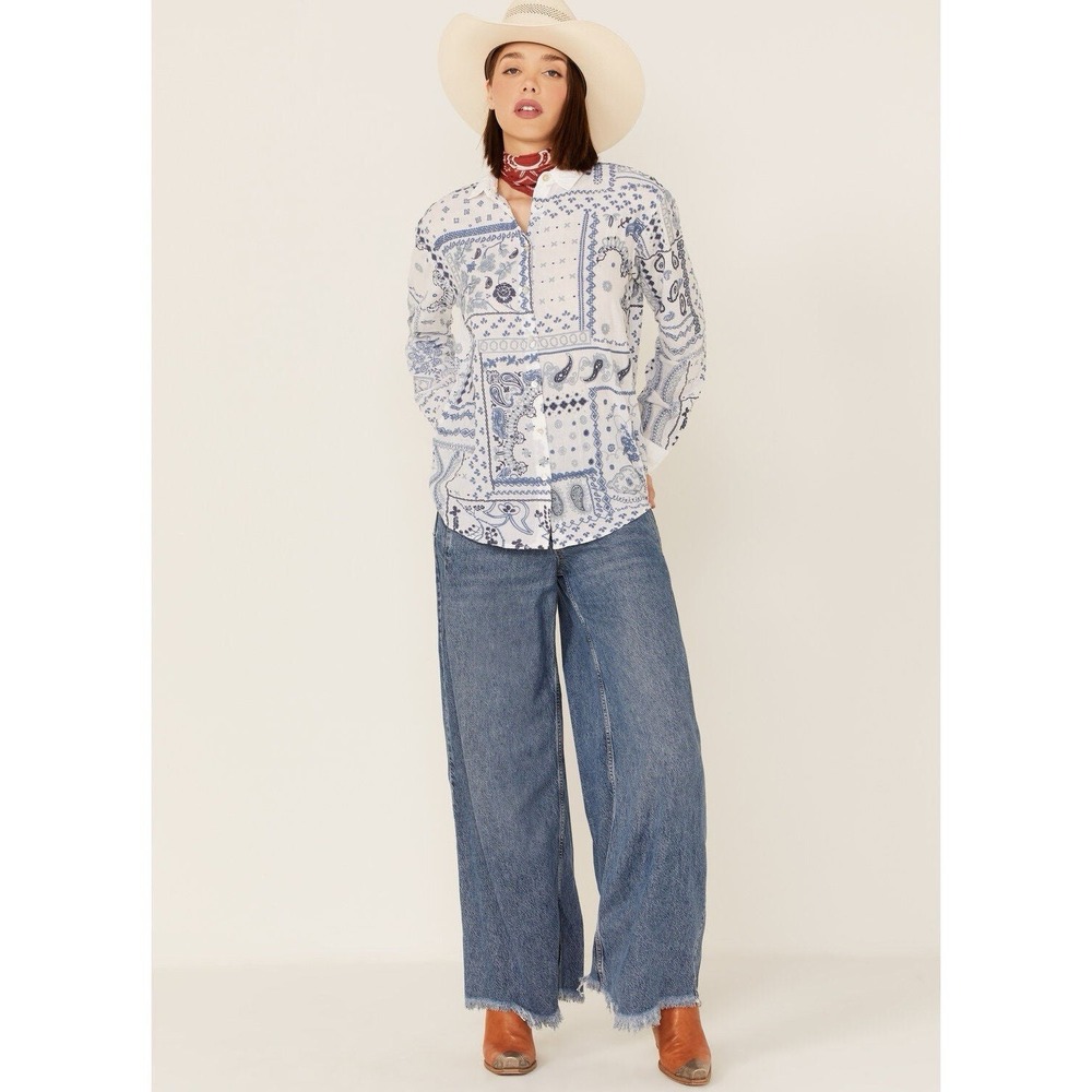 Johnny Was White Vanya Shirt Blue Embroidered Boho Blouse M $355 MSRP